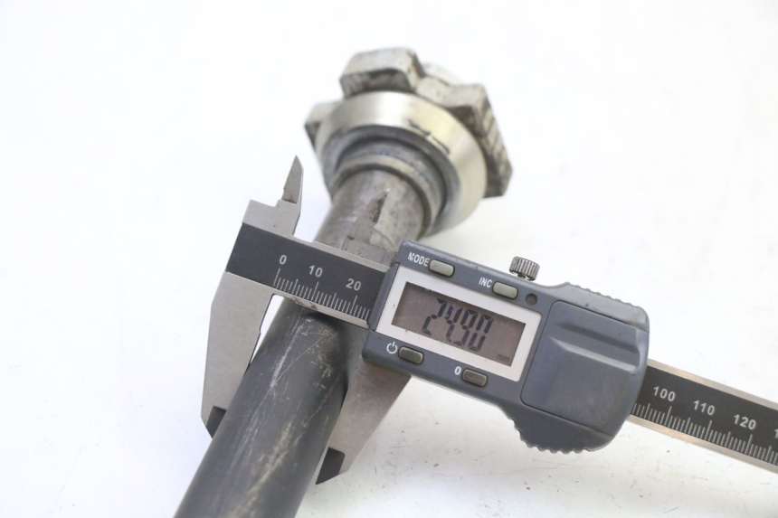 photo de HINTERRADACHSE KTM SUPERENDURO R 950 (2005 - 2009) - Technische Nahaufnahme