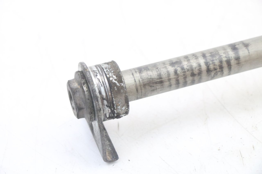 photo de HINTERRADACHSE SUZUKI GSF S BANDIT 600 (2000 - 2004) - Detailansicht des Bauteils