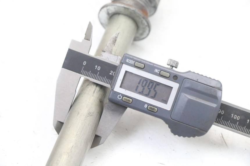 photo de HINTERRADACHSE SUZUKI GSX F GSXF 650 (2007 - 2015) - Technische Nahaufnahme