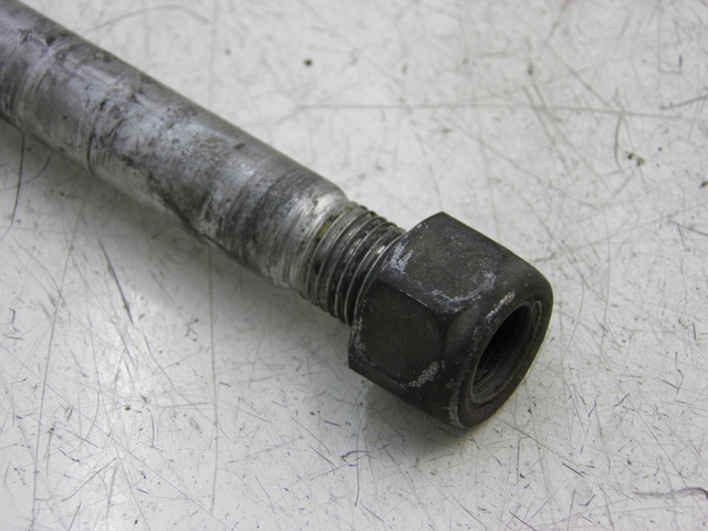 photo de HINTERRADACHSE SUZUKI TU X TUX VOLTY 125 (1999 - 2001) - Zoom auf Gebrauchszustand