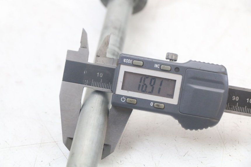 photo de HINTERACHSE SUZUKI SV N 650 (1999 - 2002) - Alternative Perspektive