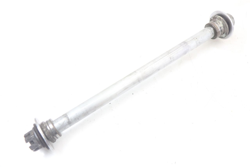 photo de HINTERRADACHSE YAMAHA TDR DELTABOX 125 (1997 - 2003) - Detailansicht des Bauteils