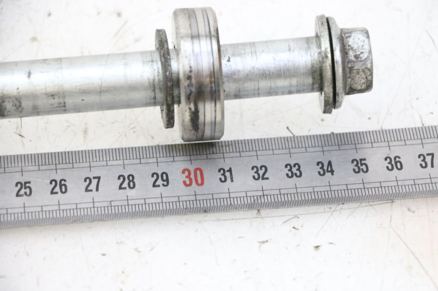 photo de HINTERRADACHSE YAMAHA XJ6 ABS 600 (2008 - 2016) - Detailansicht des Bauteils