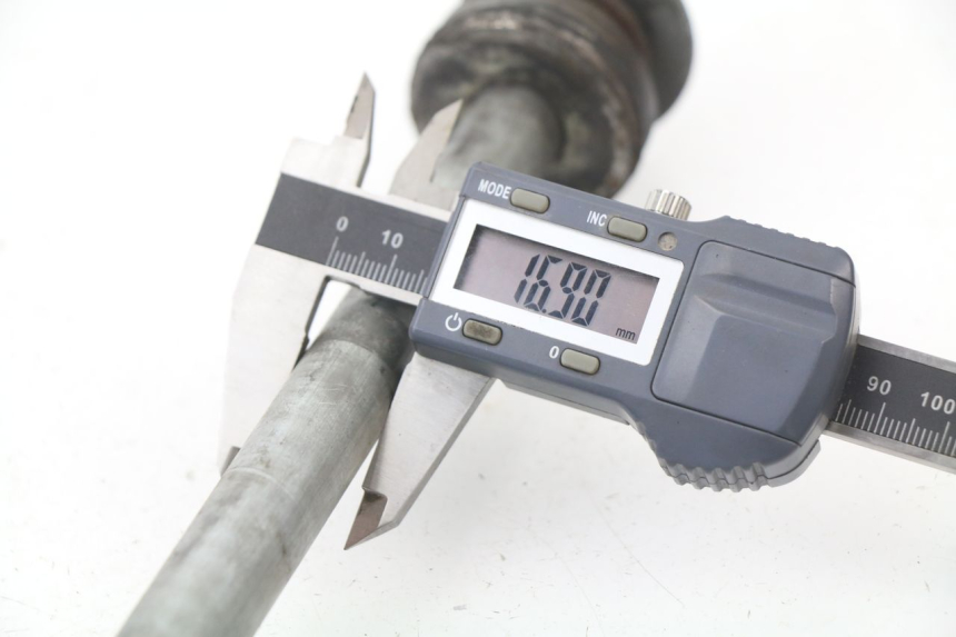 photo de HINTERRADACHSE YAMAHA XJN XJ N DIVERSION 600 (1994 - 1997) - Zoom auf Gebrauchszustand