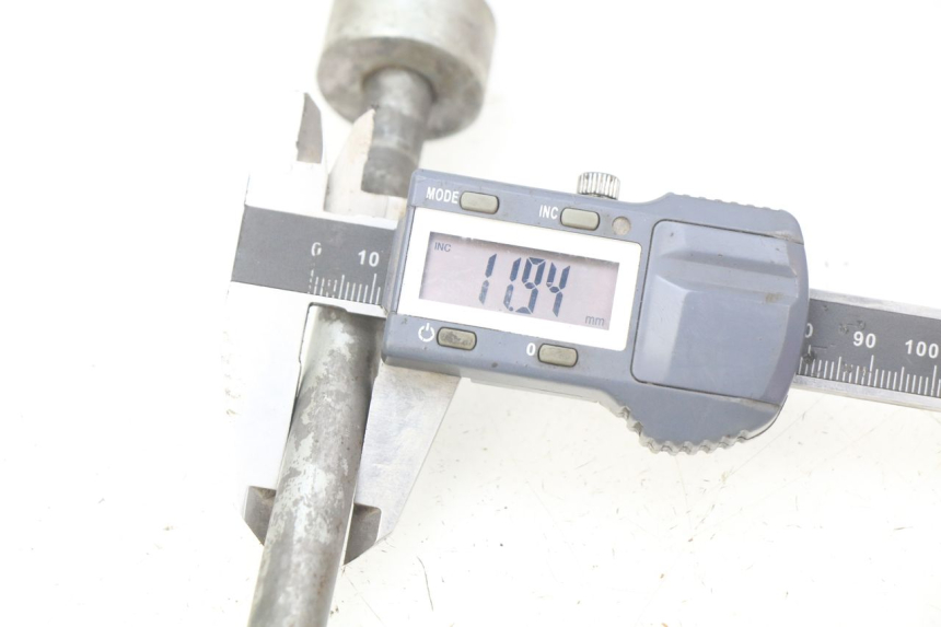 photo de HINTERACHSE HONDA XR 70 (1997 - 2003) - Detailansicht des Bauteils