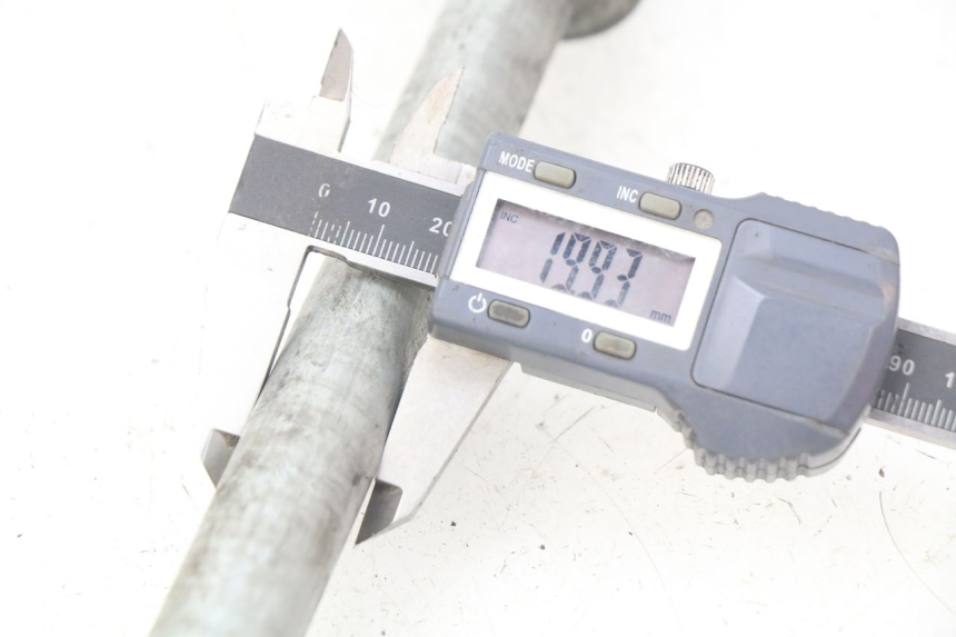 photo de HINTERACHSE KAWASAKI Z S 750 (2003 - 2006) - Zoom auf Gebrauchszustand