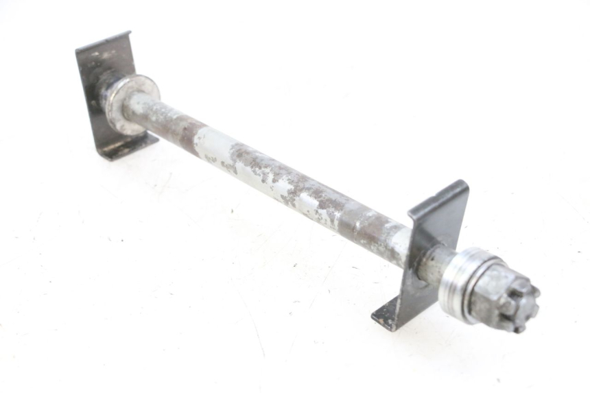 photo de HINTERRADACHSE KAWASAKI ZR 7 750 (1999 - 2004) - Details der Befestigungspunkte