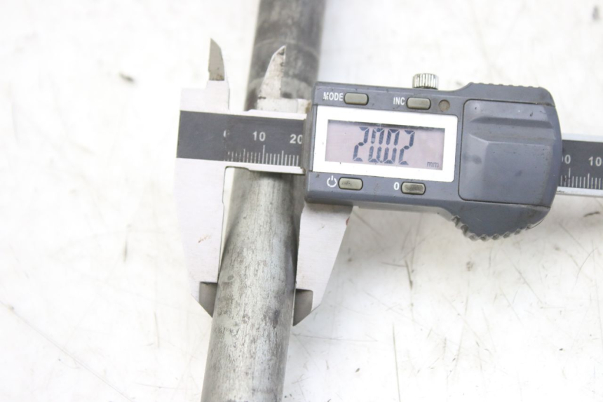 photo de HINTERACHSE KAWASAKI ZX-6R ZX6R 600 (1995 - 1997) - Zoom auf Gebrauchszustand