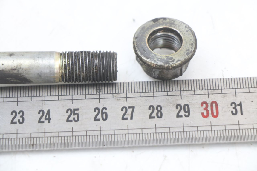 photo de VORDERRADACHSE KYMCO AGILITY CARRY 50 (2011 - 2020) - Zoom auf Gebrauchszustand