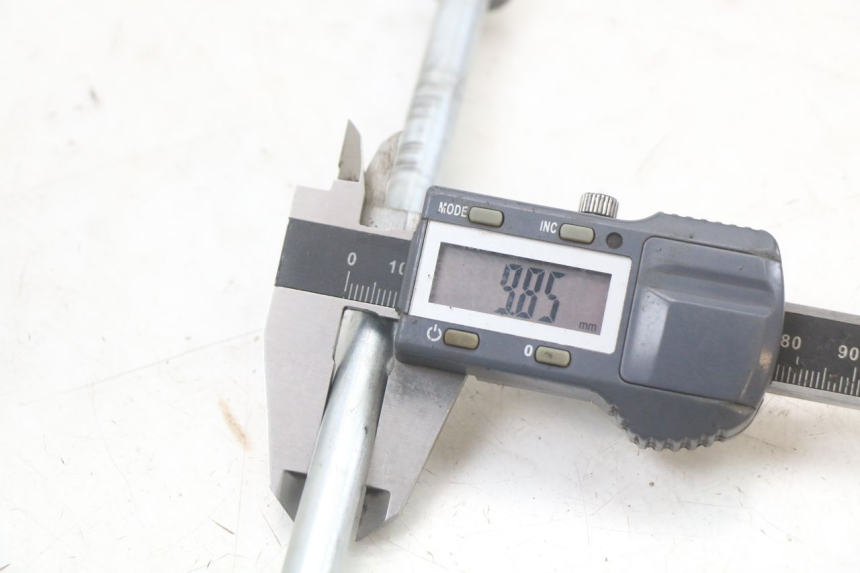 photo de VORDERRADACHSE YAMAHA BW'S 50 (2004 - 2017) - Alternative Perspektive