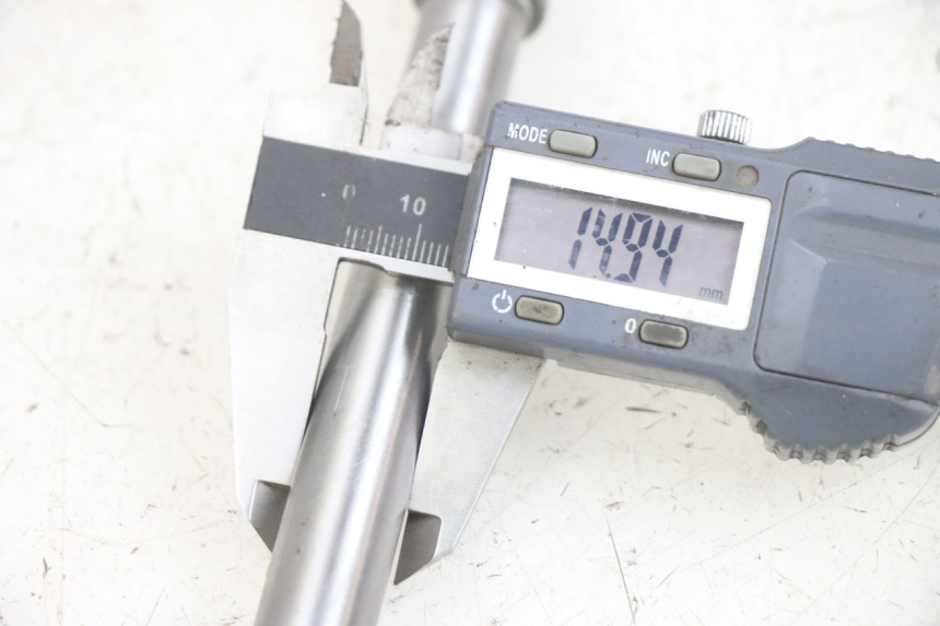 photo de VORDERACHSE HONDA CA REBEL 125 (1995 - 2001) - Technische Nahaufnahme