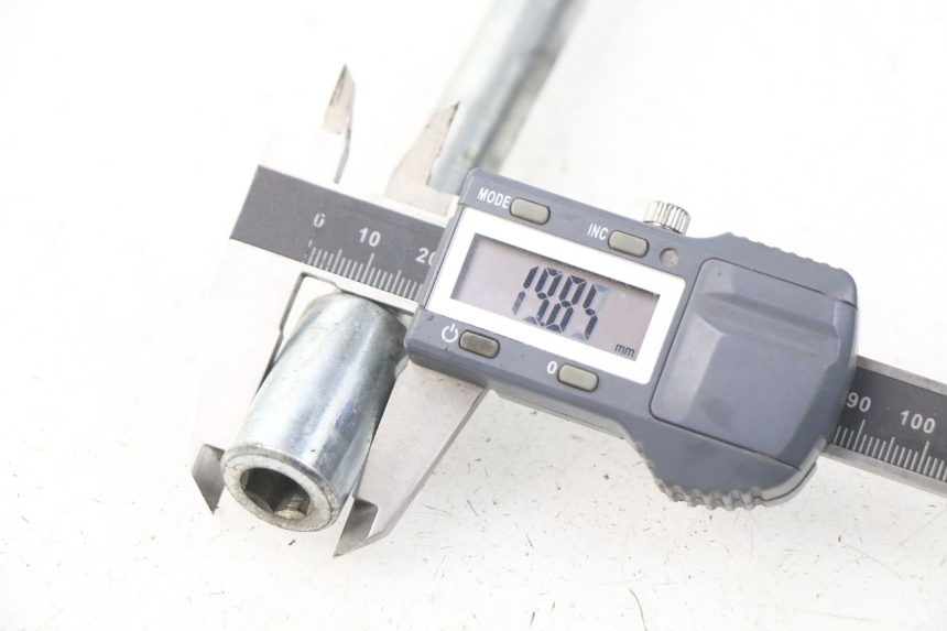 photo de VORDERRADACHSE PIAGGIO CARNABY 125 (2007 - 2011) - Alternative Perspektive