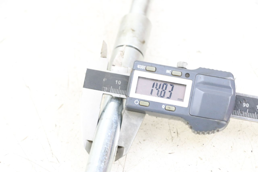 photo de VORDERRADACHSE RSR DIRT BIKE 150 - Detailansicht des Bauteils