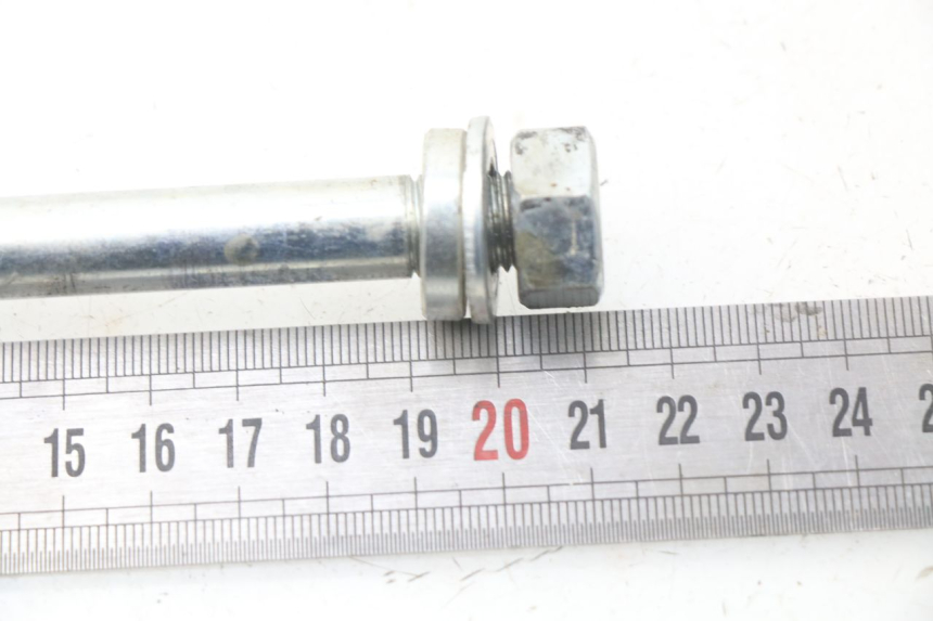 photo de VORDERRADACHSE DERBI DIRT BOY 4T 50 - Details der Befestigungspunkte