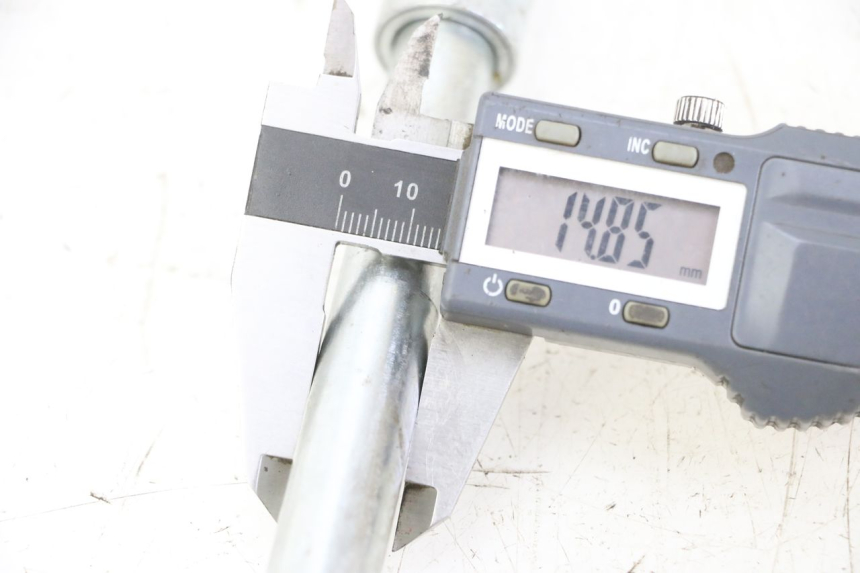 photo de VORDERRADACHSE PROBIKE DIRT 140 - Detailansicht des Bauteils