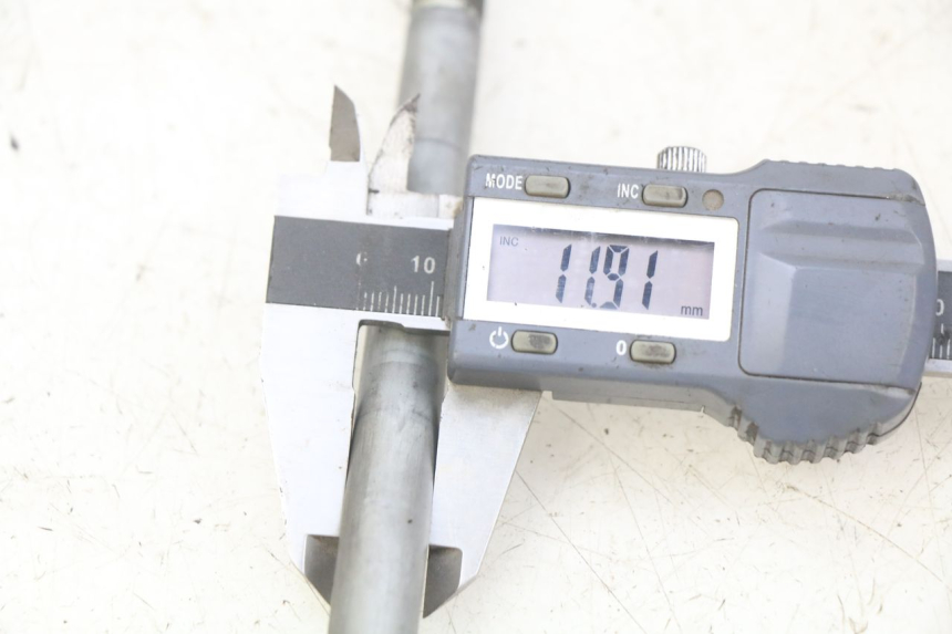 photo de VORDERACHSE HONDA FES PANTHEON 2T 125 (1998 - 2002) - Alternative Perspektive