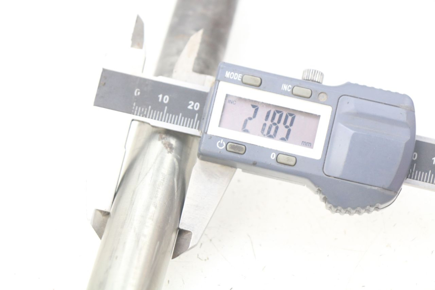 photo de VORDERACHSE YAMAHA FJR ABS 1300 (2006 - 2012) - Detailansicht des Bauteils