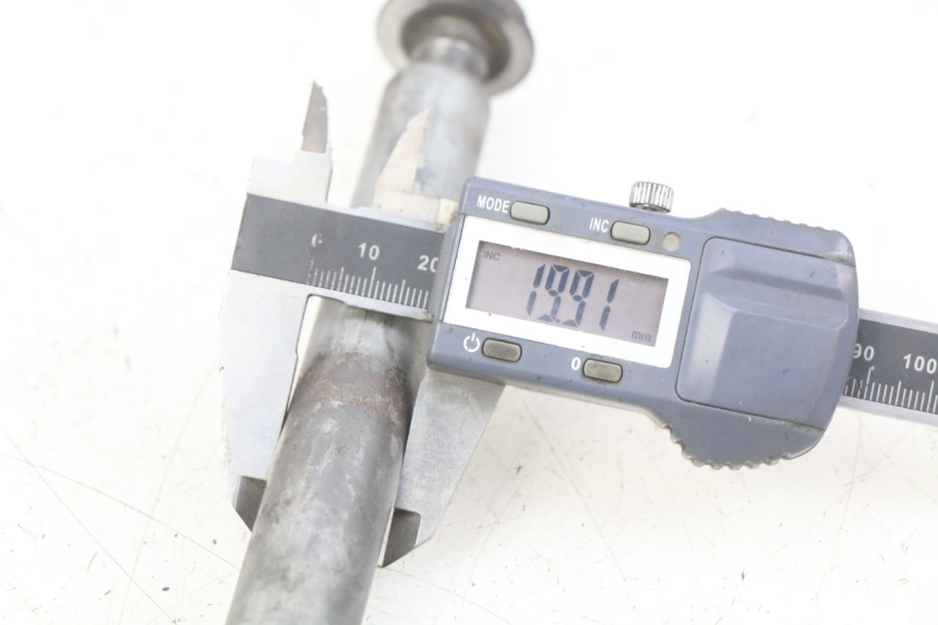 photo de VORDERACHSE HONDA FJS SILVERWING SILVER WING 400 (2009 - 2016) - Zoom auf Gebrauchszustand