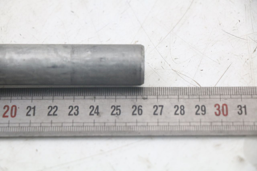 photo de VORDERRADACHSE HONDA FJS SILVERWING SILVER WING 600 (2001 - 2010) - Zoom auf Gebrauchszustand