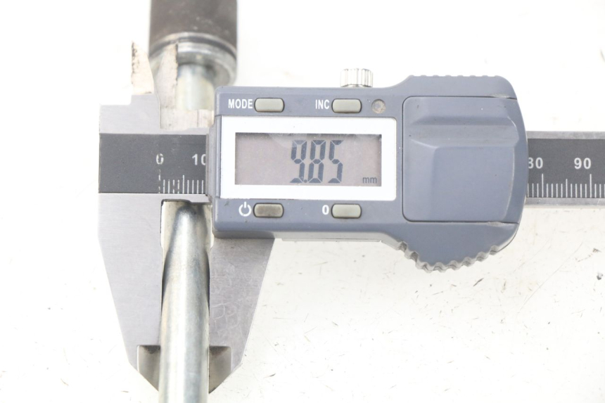 photo de VORDERRADACHSE MBK FLIPPER 115 (2013 - 2017) - Zoom auf Gebrauchszustand