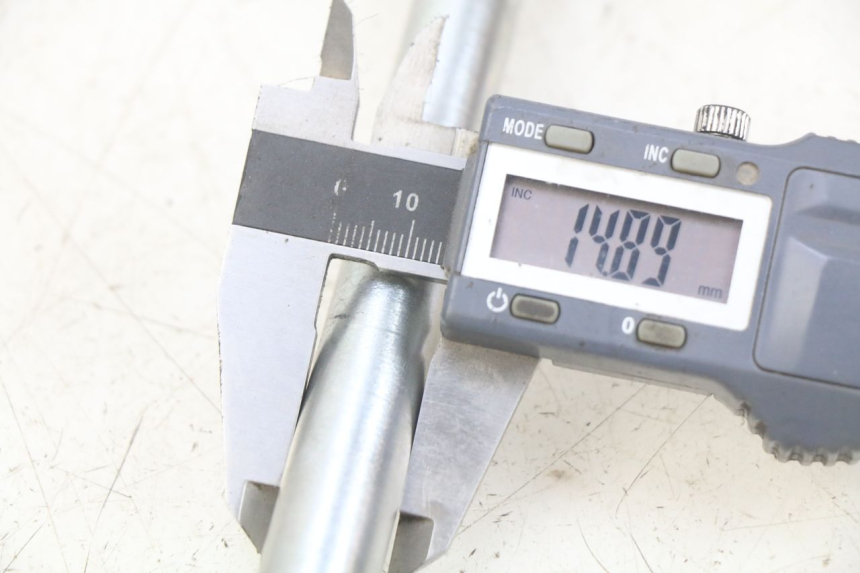 photo de VORDERACHSE PIAGGIO FLY 4T 50 (2013 - 2017) - Zoom auf Gebrauchszustand