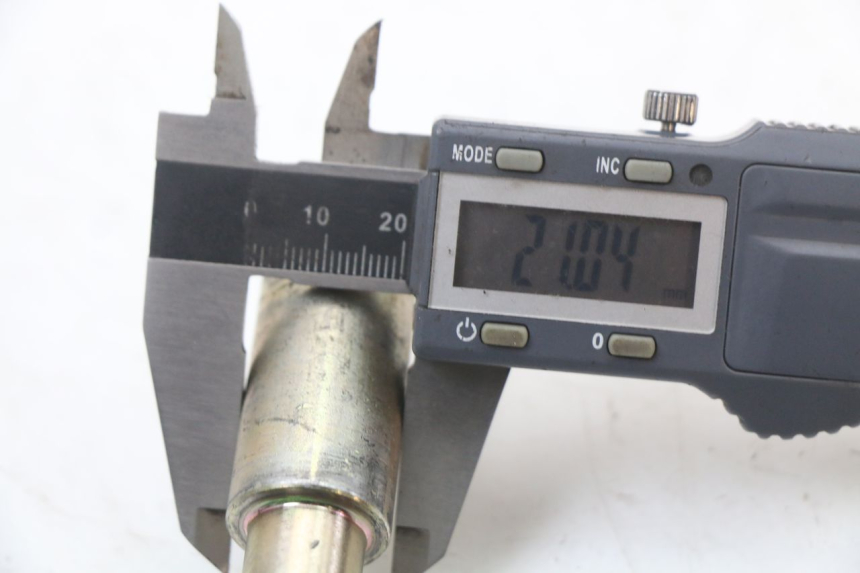 photo de VORDERRADACHSE HYOSUNG GTR 125 (2006 - 2008) - Alternative Perspektive