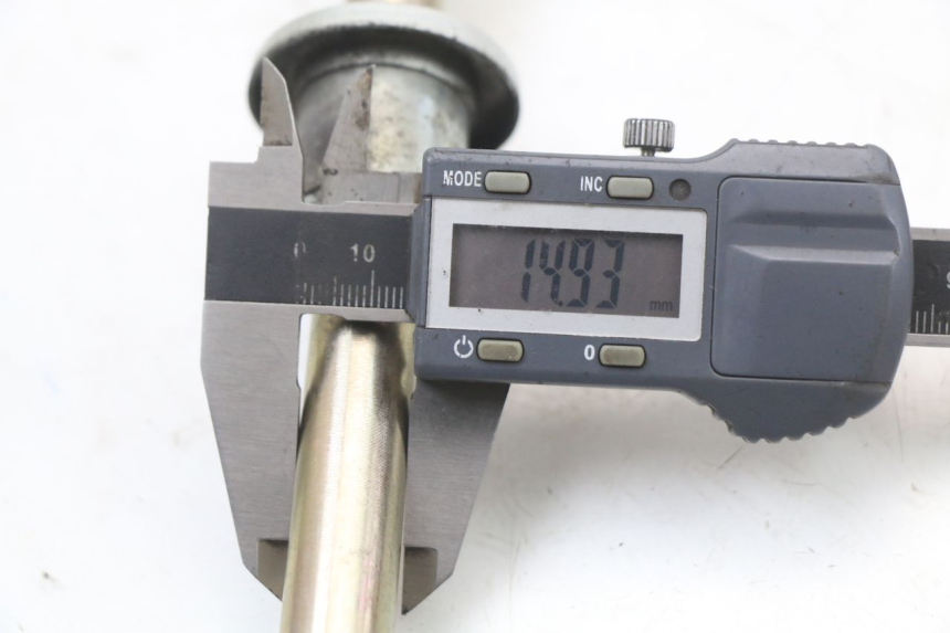 photo de VORDERRADACHSE HYOSUNG GTR 125 (2006 - 2008) - Technische Nahaufnahme