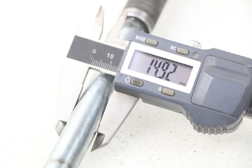 photo de VORDERRADACHSE SYM GTS EFI ABS 125 (2012 - 2016) - Alternative Perspektive