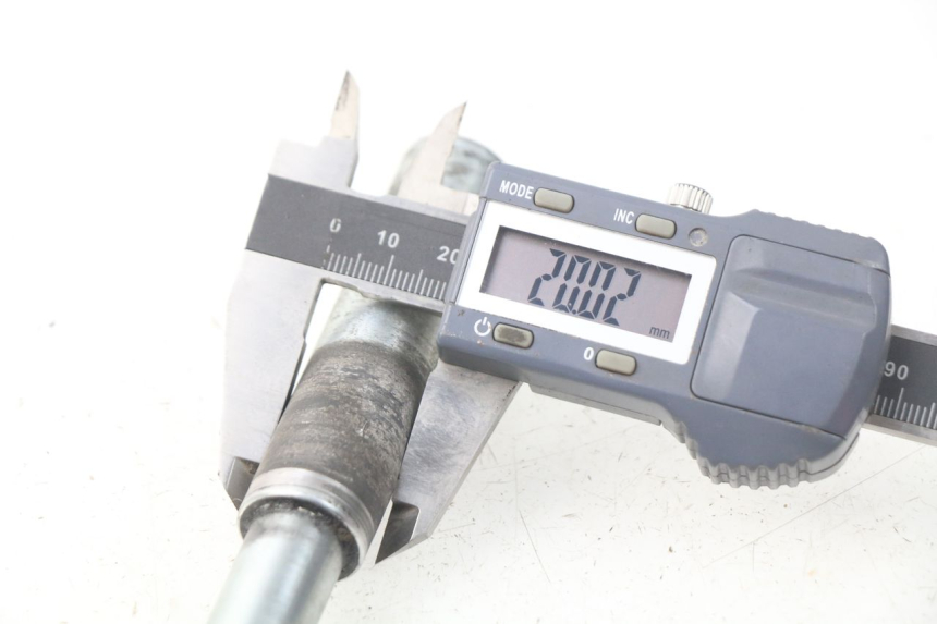 photo de VORDERRADACHSE SYM GTS EFI ABS 125 (2012 - 2016) - Technische Nahaufnahme