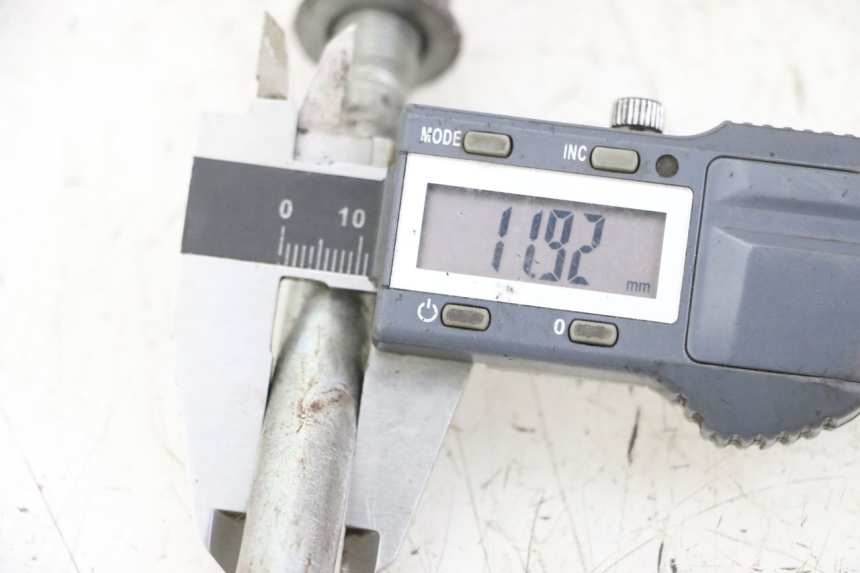 photo de VORDERRADACHSE HONDA FORZA 125 (2021 - 2025) - Alternative Perspektive