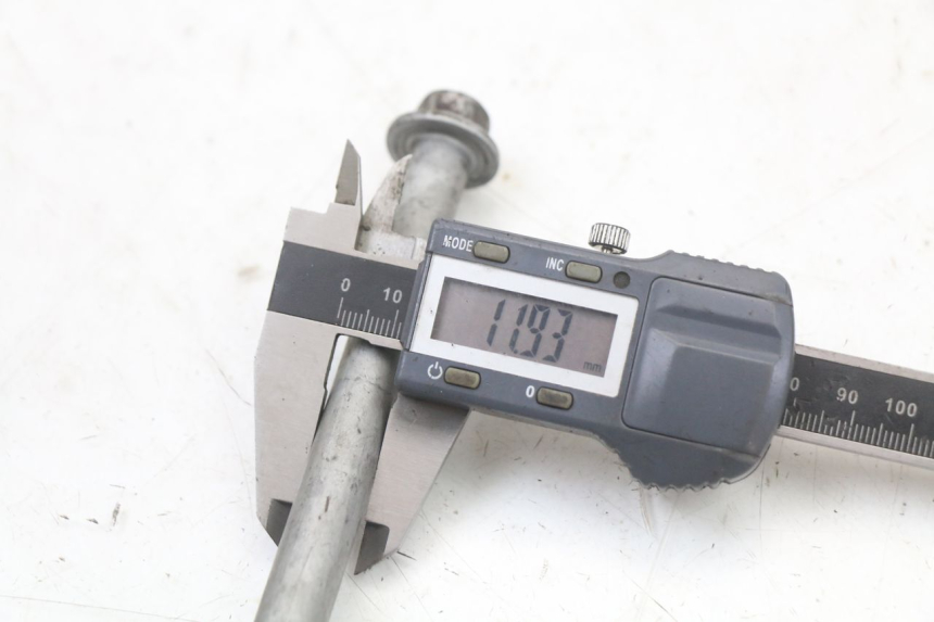 photo de VORDERRADACHSE HONDA NES AROBASE 125 (2000 - 2003) - Technische Nahaufnahme