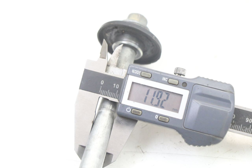 photo de VORDERRADACHSE KAWASAKI KX 65 (2000 - 2019) - Technische Nahaufnahme