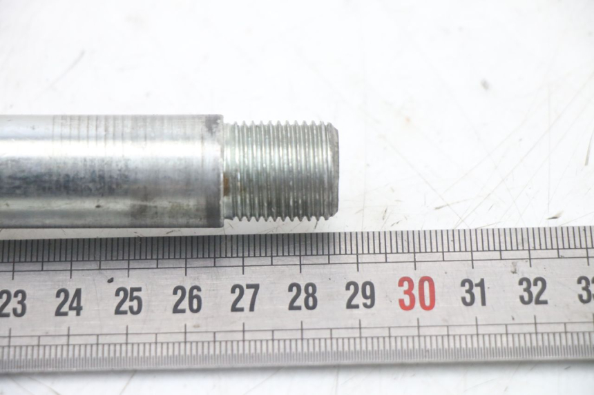 photo de VORDERRADACHSE KYMCO XCITING 500 (2007 - 2010) - Alternative Perspektive