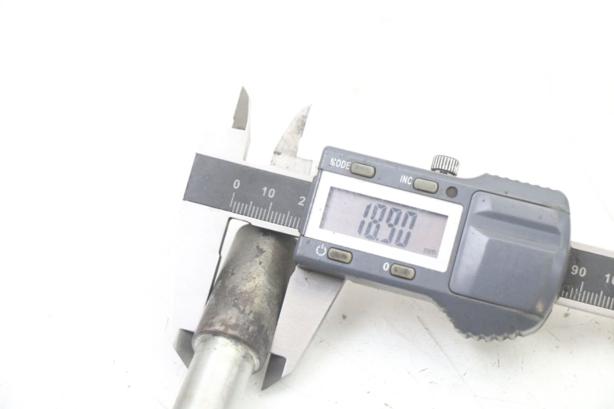 photo de VORDERRADACHSE PEUGEOT SPEEDFIGHT 3 LC 2T 50 (2009 - 2015) - Technische Nahaufnahme