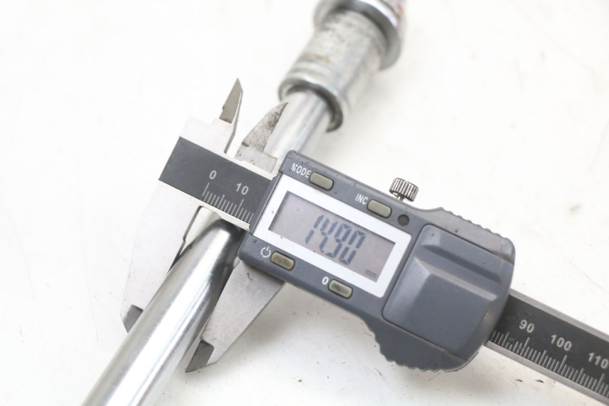 photo de VORDERRADACHSE REGAL RAPTOR SPYDER 125 (2010 - 2018) - Technische Nahaufnahme