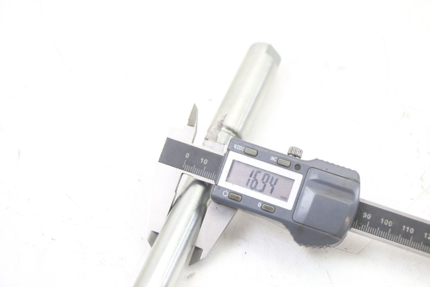 photo de VORDERRADACHSE ROYAL ENFIELD HYMALAYAN 410 (2016 - 2023) - Gesamtansicht des Produkts