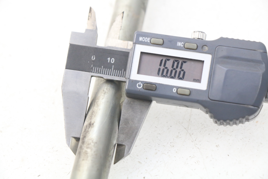 photo de VORDERRADACHSE PEUGEOT SATELIS 500 (2007 - 2013) - Alternative Perspektive