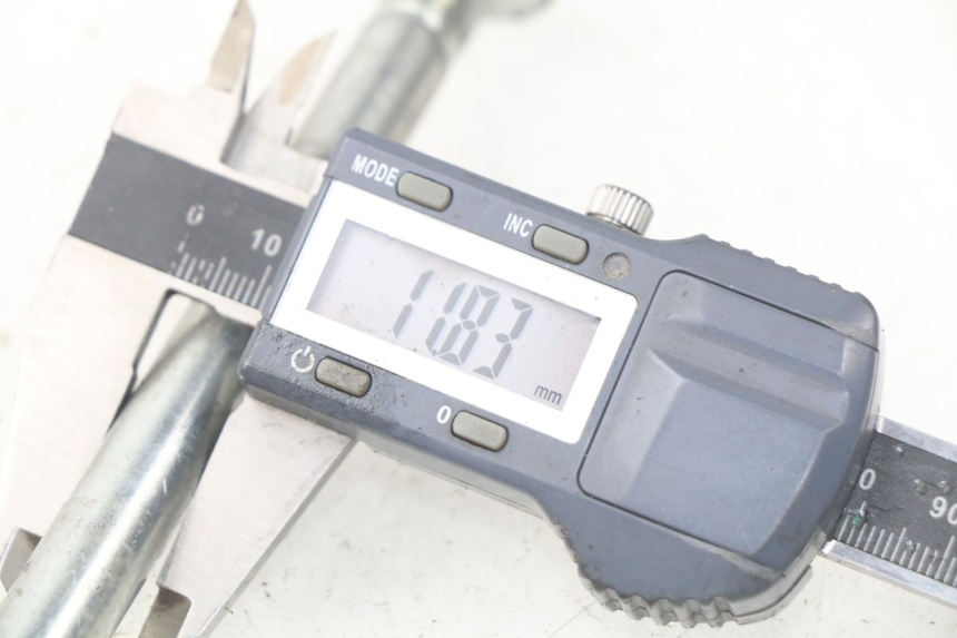 photo de VORDERRADACHSE FYM STRADA 50 (2007 - 2014) - Alternative Perspektive