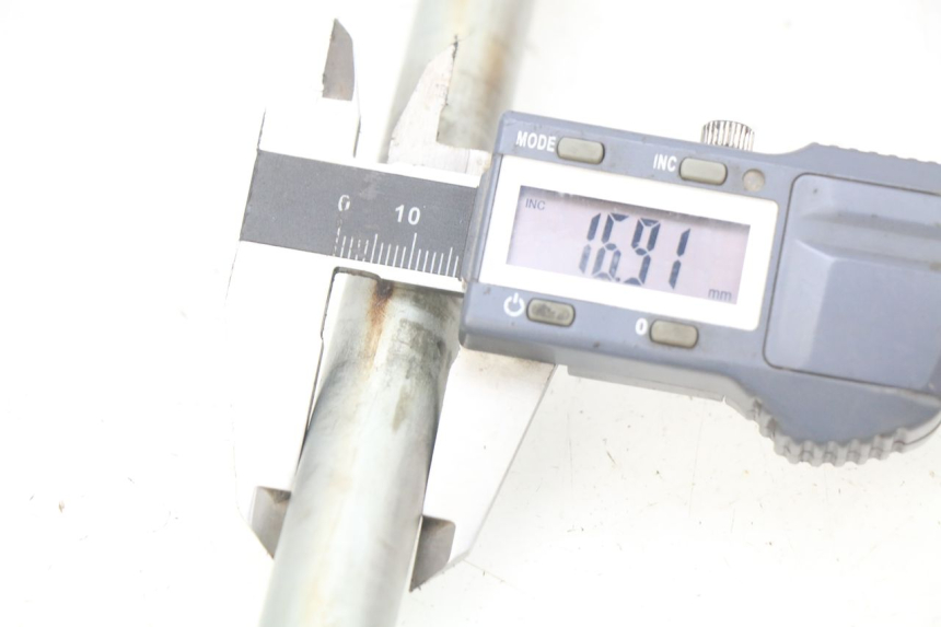 photo de VORDERACHSE SUZUKI SV N 650 (1999 - 2002) - Detailansicht des Bauteils