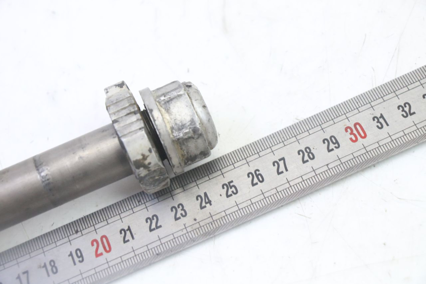 photo de VORDERRADACHSE KTM SX 85 (2013 - 2017) - Technische Nahaufnahme