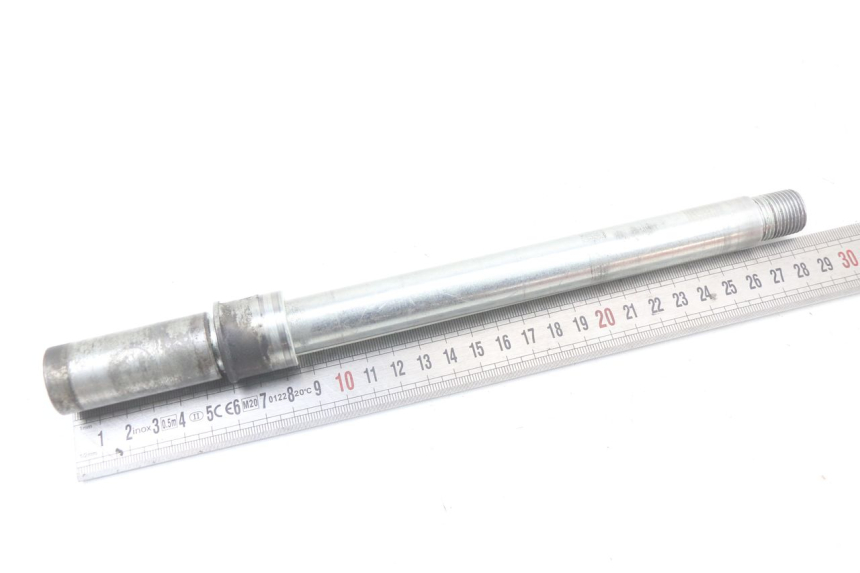 photo de Vorderradachse KYMCO XCITING 250 (2006 - 2009) - Detailansicht des Bauteils