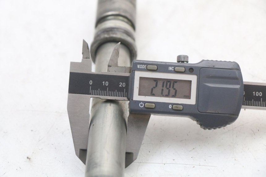 photo de VORDERACHSE YAMAHA FJR ABS 1300 (2006 - 2012) - Technische Nahaufnahme