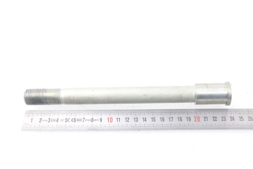 photo de VORDERRADACHSE KAWASAKI Z Z900 900 (2017 - 2019) - Zoom auf Gebrauchszustand