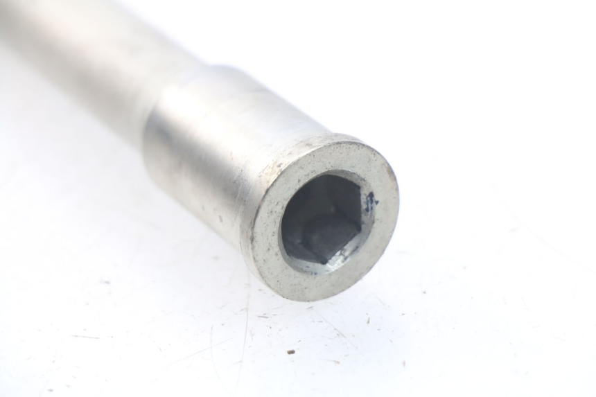 photo de VORDERRADACHSE KAWASAKI Z Z900 900 (2017 - 2019) - Gesamtansicht des Produkts