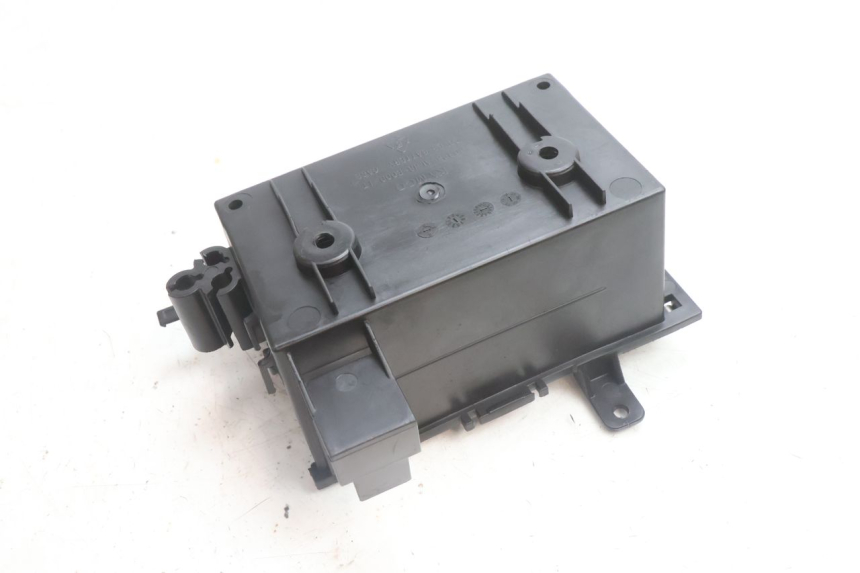 photo de BATTERIEFACH KYMCO AGILITY 16+ 4T 50 (2018 - 2023) - Alternative Perspektive