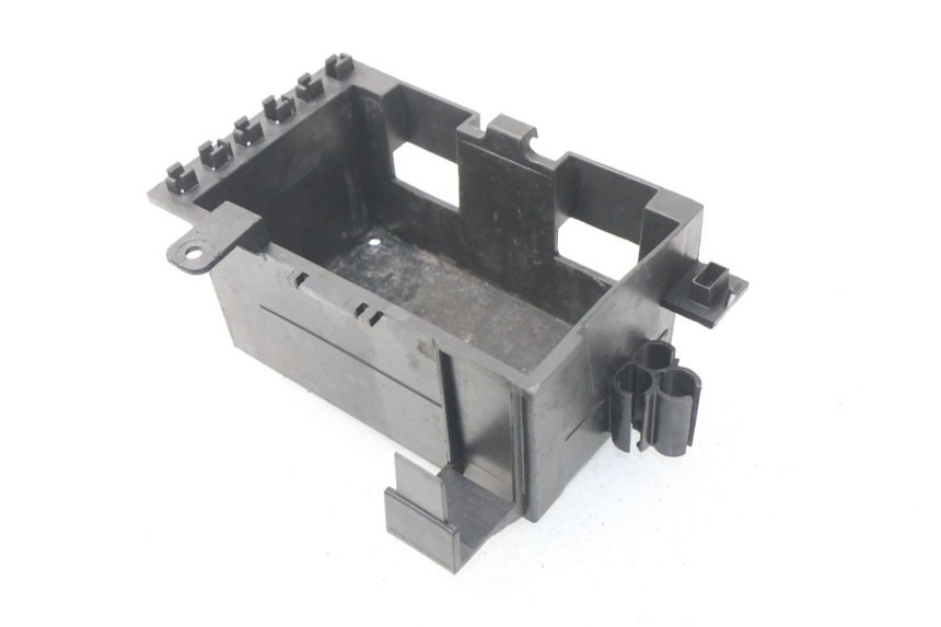 photo de BATTERIEKASTEN KYMCO AGILITY CITY 2T 50 (2008 - 2016) - Alternative Perspektive