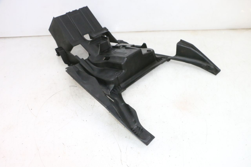 photo de BATTERIEKASTEN SUZUKI BURGMAN 650 (2013 - 2020) - Alternative Perspektive