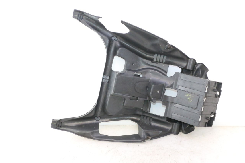 photo de BATTERIEKASTEN SUZUKI BURGMAN EXECUTIVE ABS 650 (2006 - 2012) - Alternative Perspektive