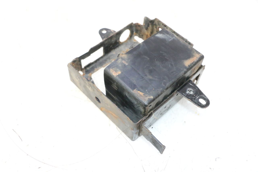 photo de BATTERIEKASTEN HONDA CB TWO FIFTY 250 (1991 - 2002) - Technische Nahaufnahme