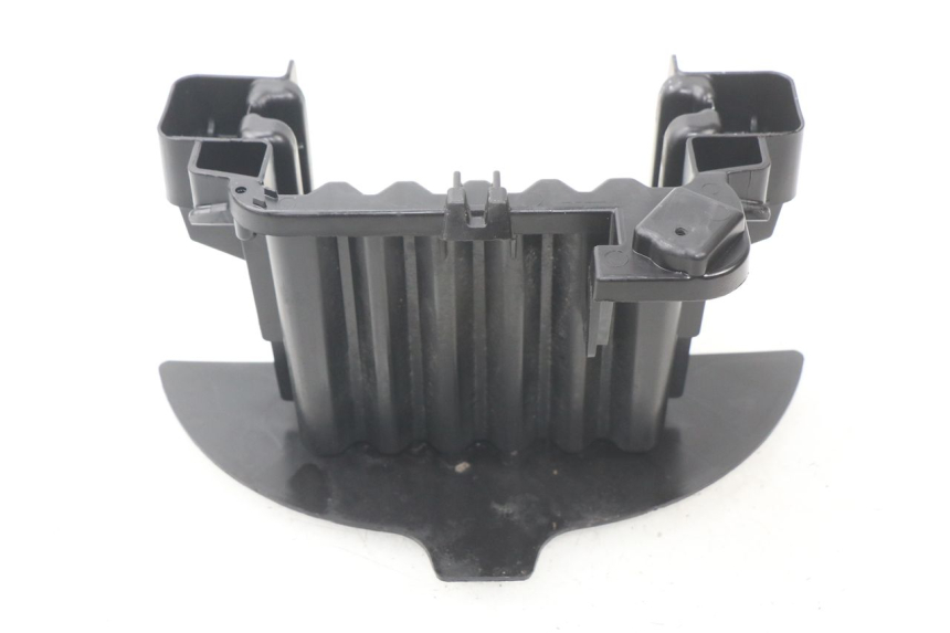 photo de BATTERIEFACH PEUGEOT CITYSTAR 50 (2013 - 2017) - Zoom auf Gebrauchszustand